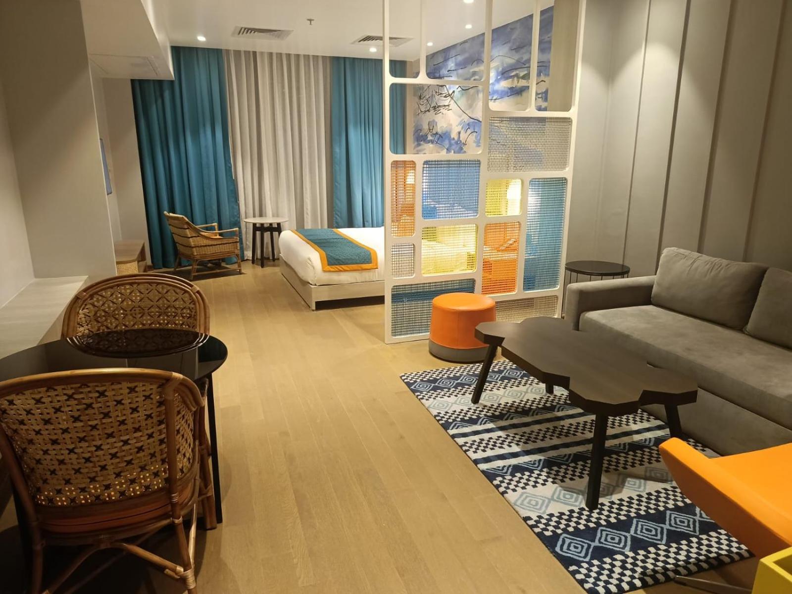 Zone By The Park Digha Hotel ดีกา ภายนอก รูปภาพ