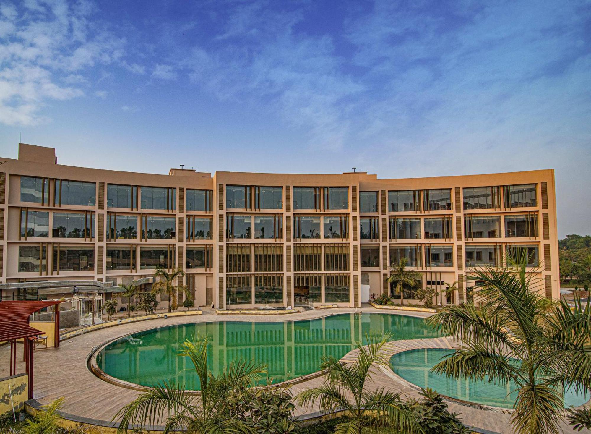 Zone By The Park Digha Hotel ดีกา ภายนอก รูปภาพ